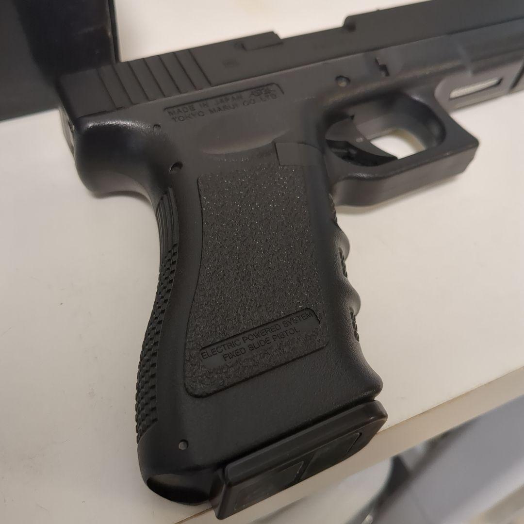 グロック18C 電動ガン+100連マガジン付、充電器セット、バッテリーセット