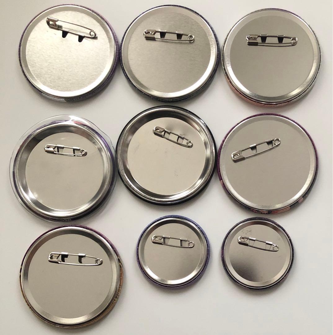 ワンピース　ロビン　缶バッジ