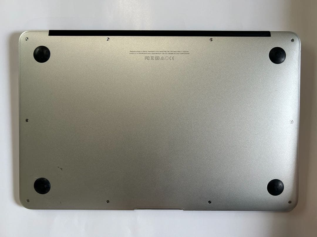 MacBook Air 11inch Early 2015 4GB 充電器付き