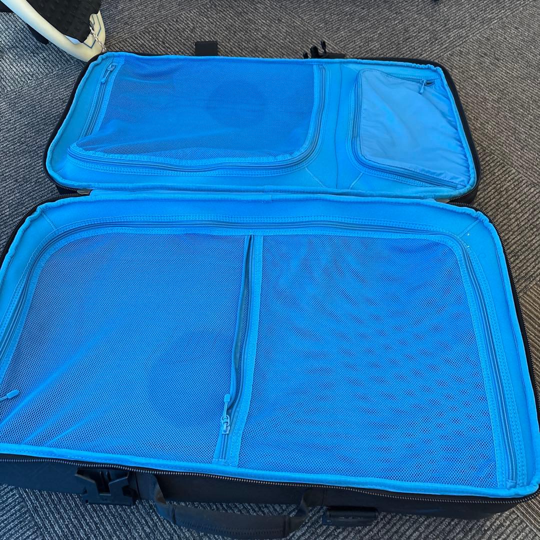 こういちNIKE ナイキ FIFTYONE49 69L キャリーバッグ