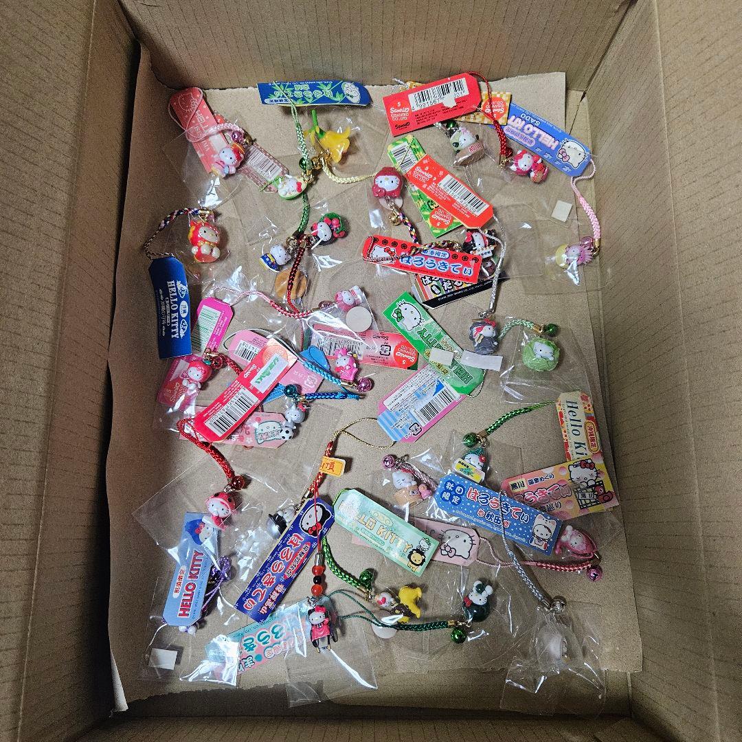 超レア！　ご当地キティ根付　まとめ売り　100個　まるちゃんシリーズ3個おまけ！