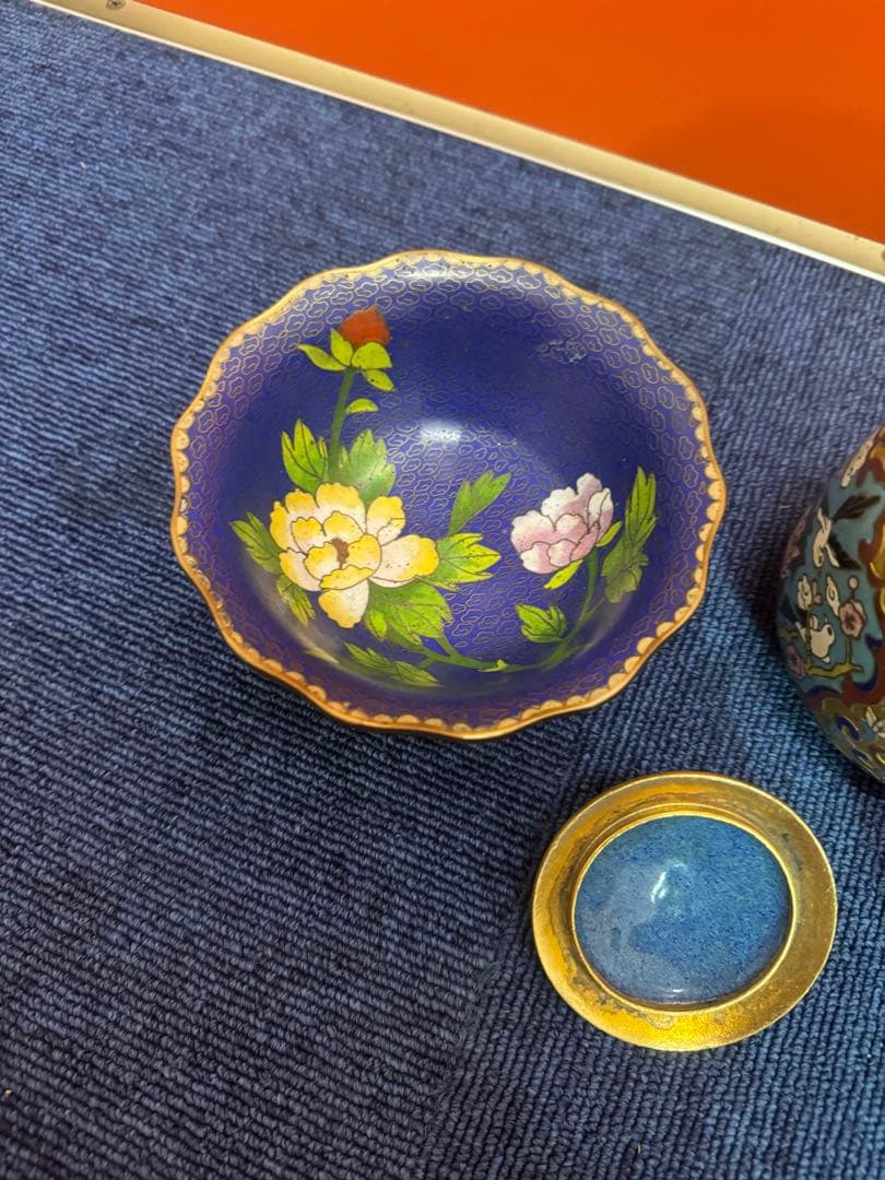 1852   七宝焼　景泰藍　碗1客　茶入1客　フクロウ1客