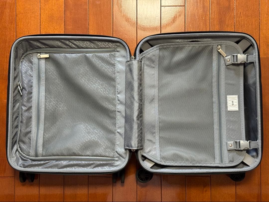 美品　ace.（エース） スーツケース 21L