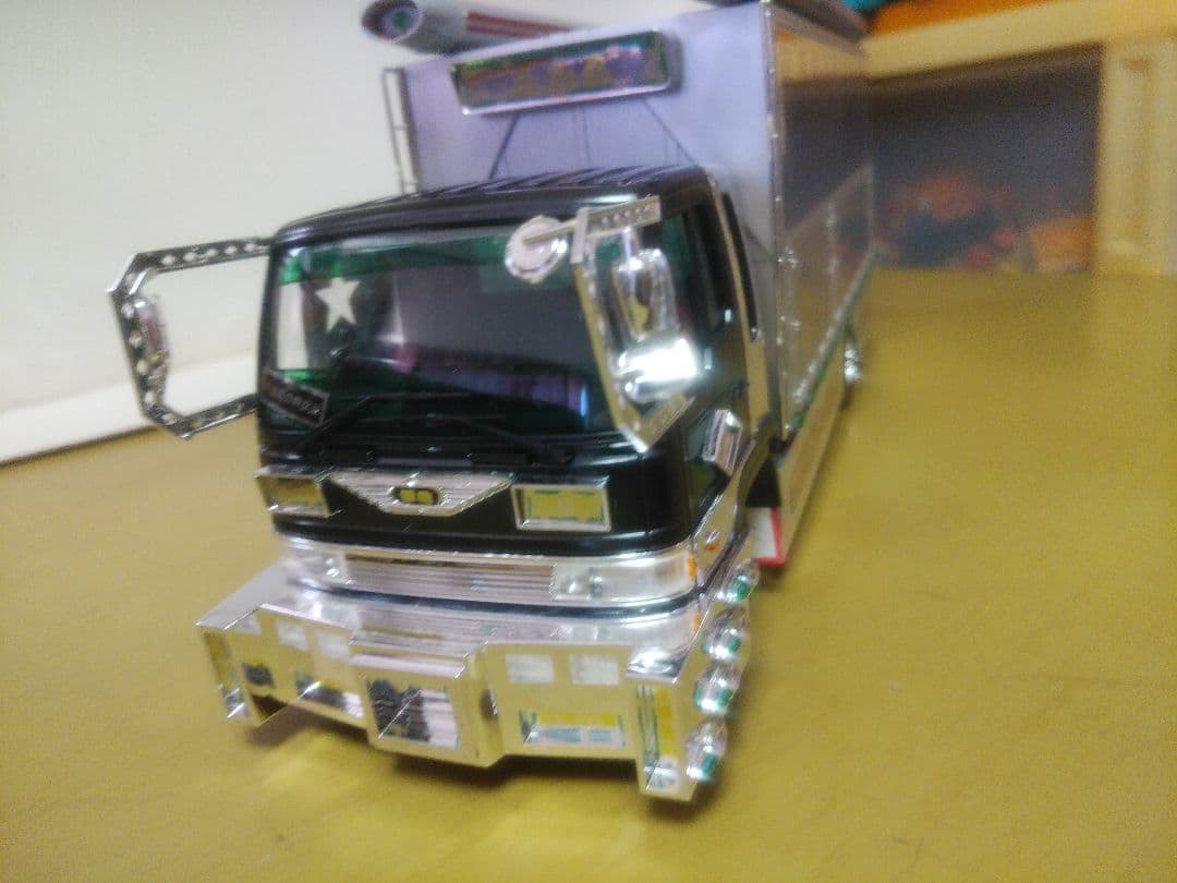 アオシマ デコトラ 4t 椎名急送 美加丸