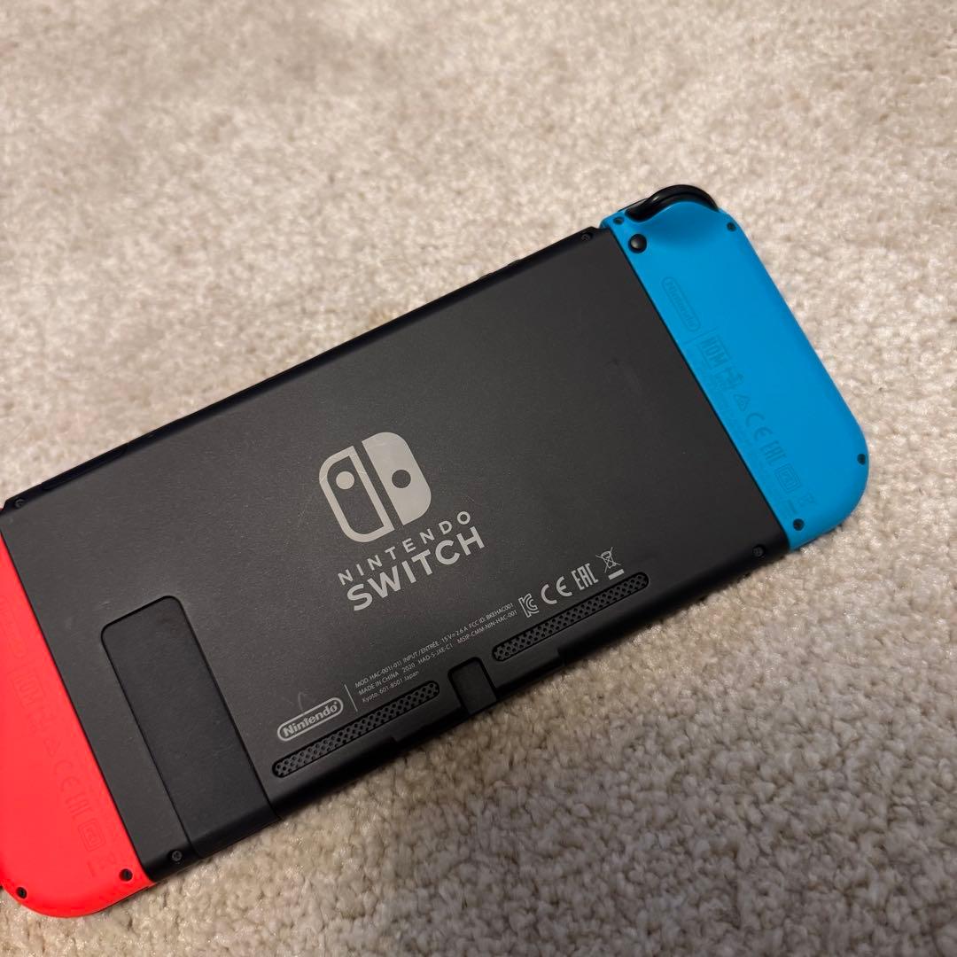 Nintendo Switch 本体 Joy-Con付き 青/赤