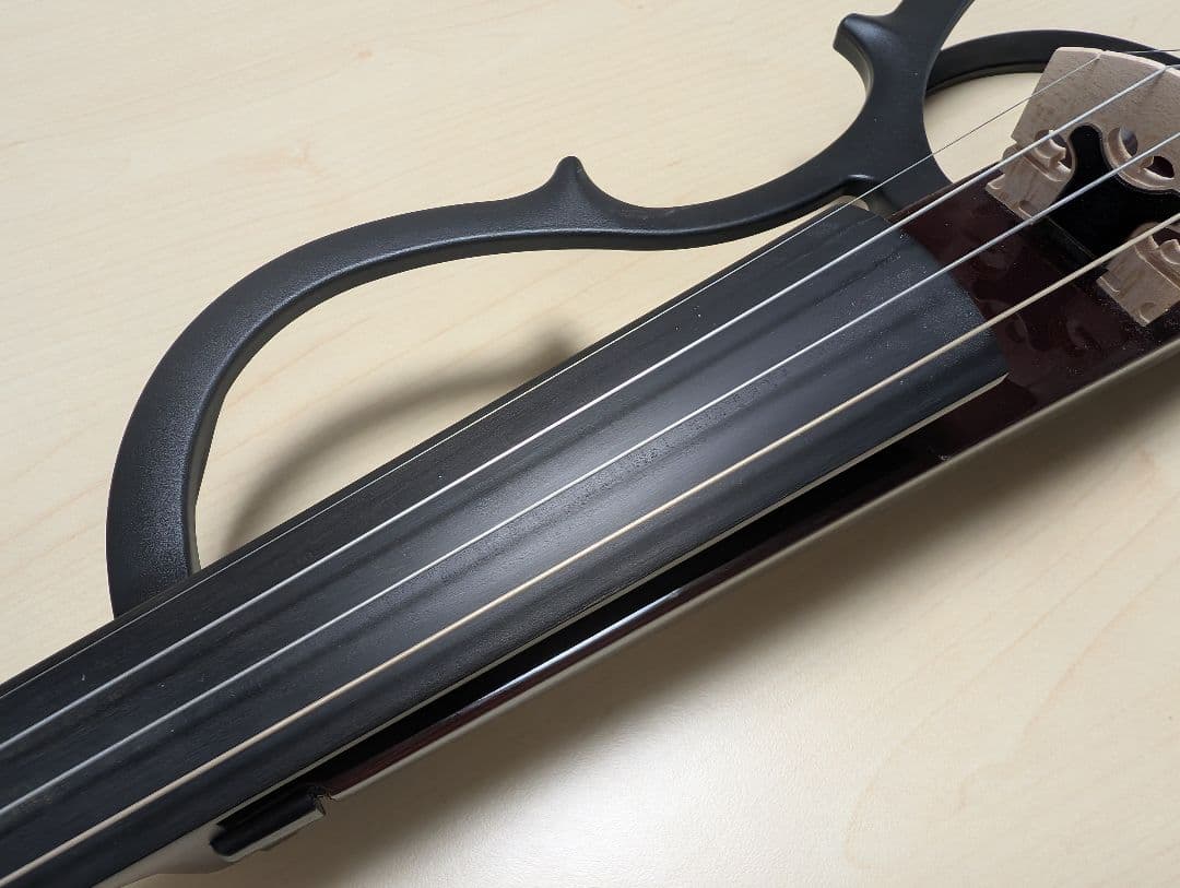 ヤマハ YAMAHA サイレントバイオリンセット YSV104 ハードケース付き