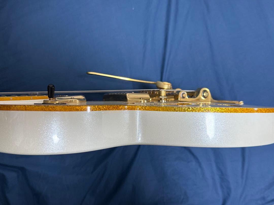 ギター Epiphone WILDKAT e Pearl White