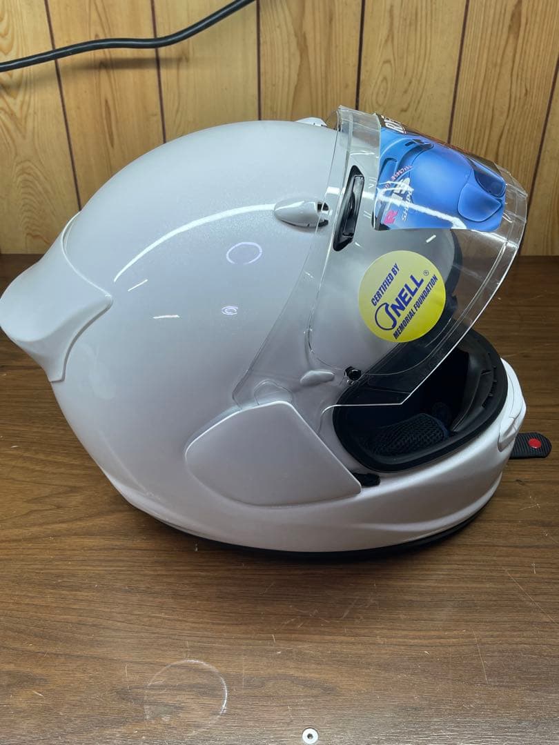 【美品】Araiアライ アストロGX グラスホワイト　59.60cm　Ｌサイズ