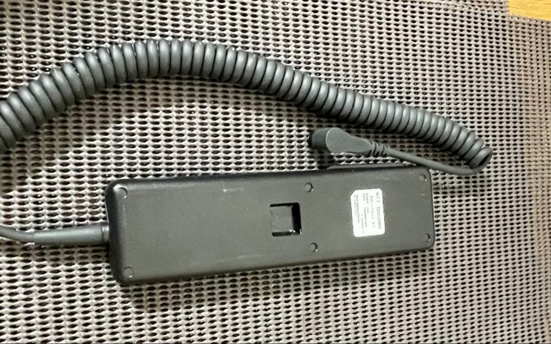 【未使用に近い】NTTドコモ 衛星可搬端末01 J10-0007