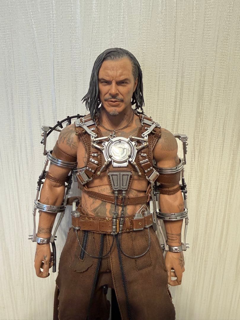 ホットトイズ hottoys ウィップラッシュWHIPLASH 2.0