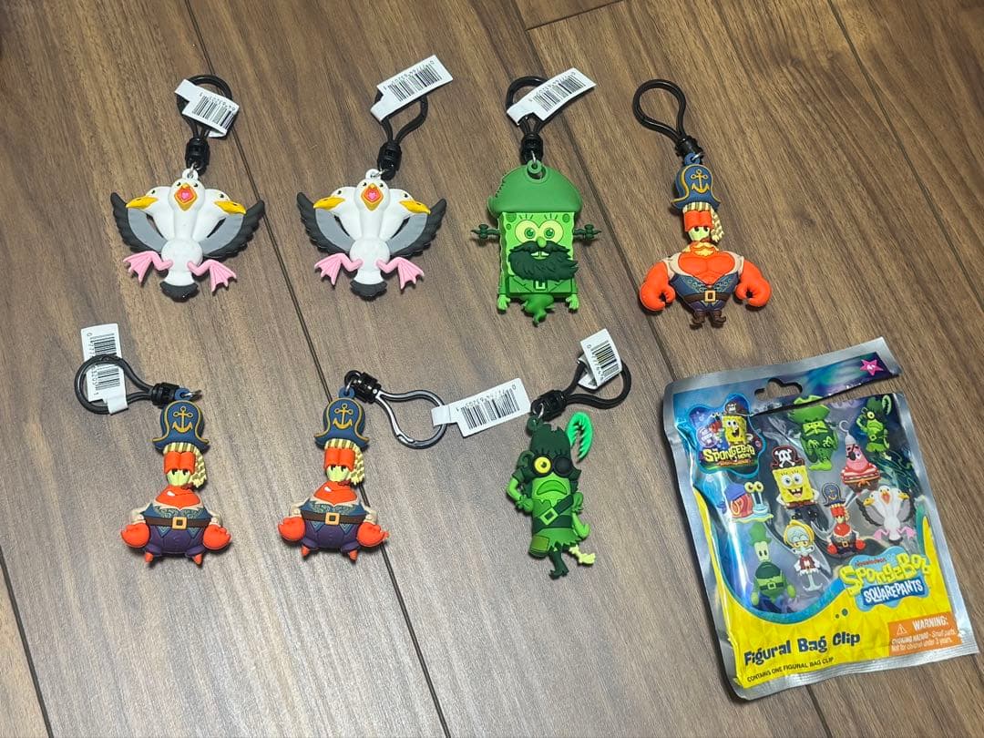 スポンジ・ボブ フィギュア型バッグクリップキーチェーン