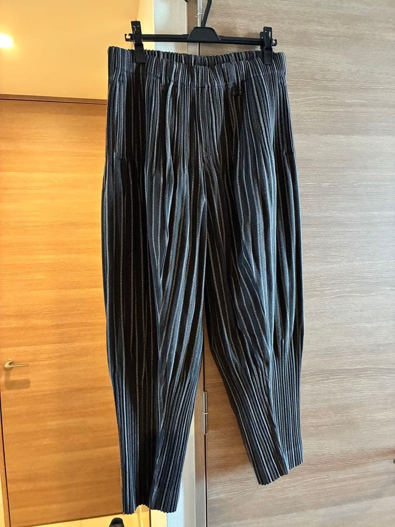 オムプリッセ　イッセイミヤケ　パンツ　3