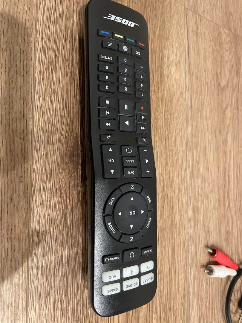 【値下中】Bose サウンドバー 本体とリモコン