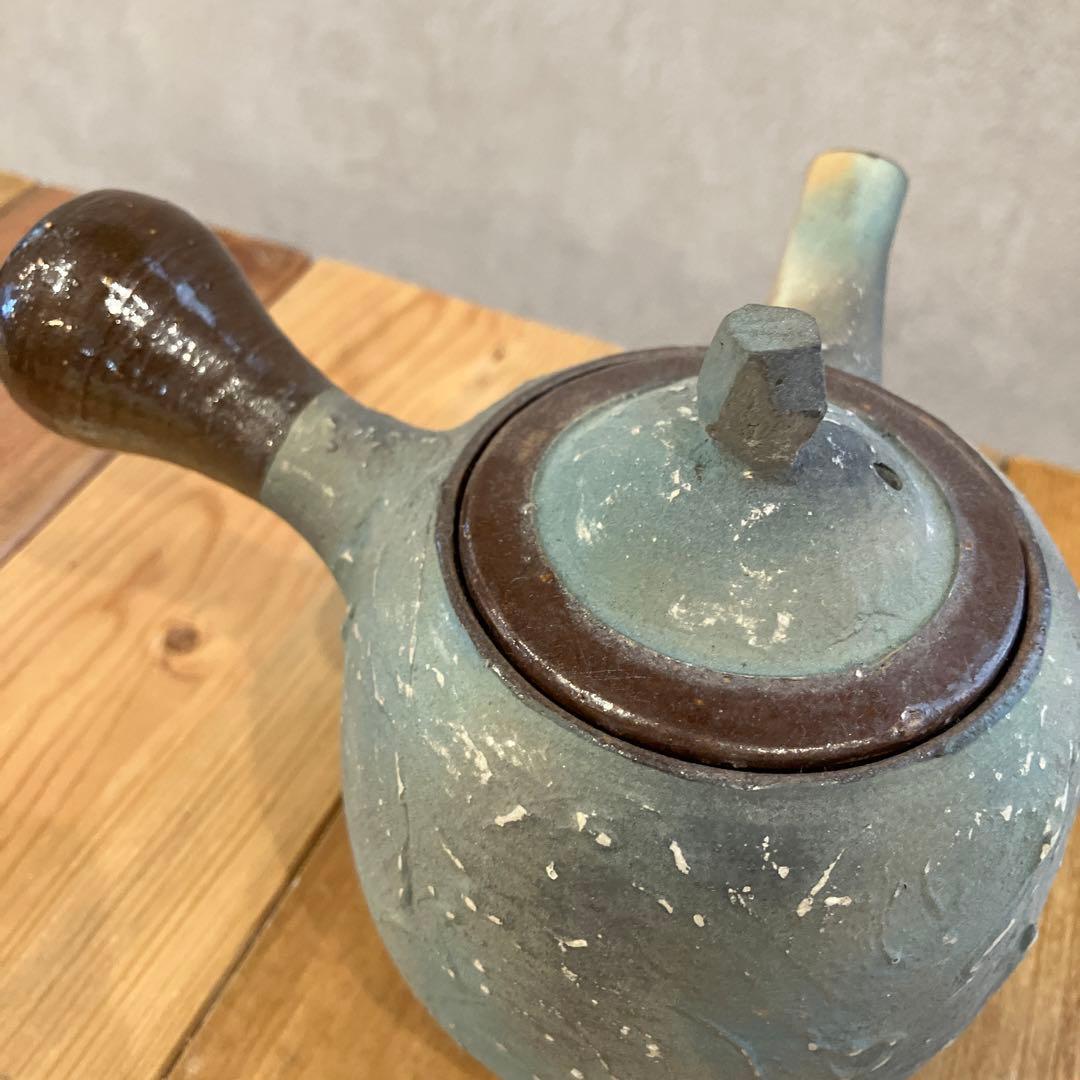 陶器製ティーポットとカップセット