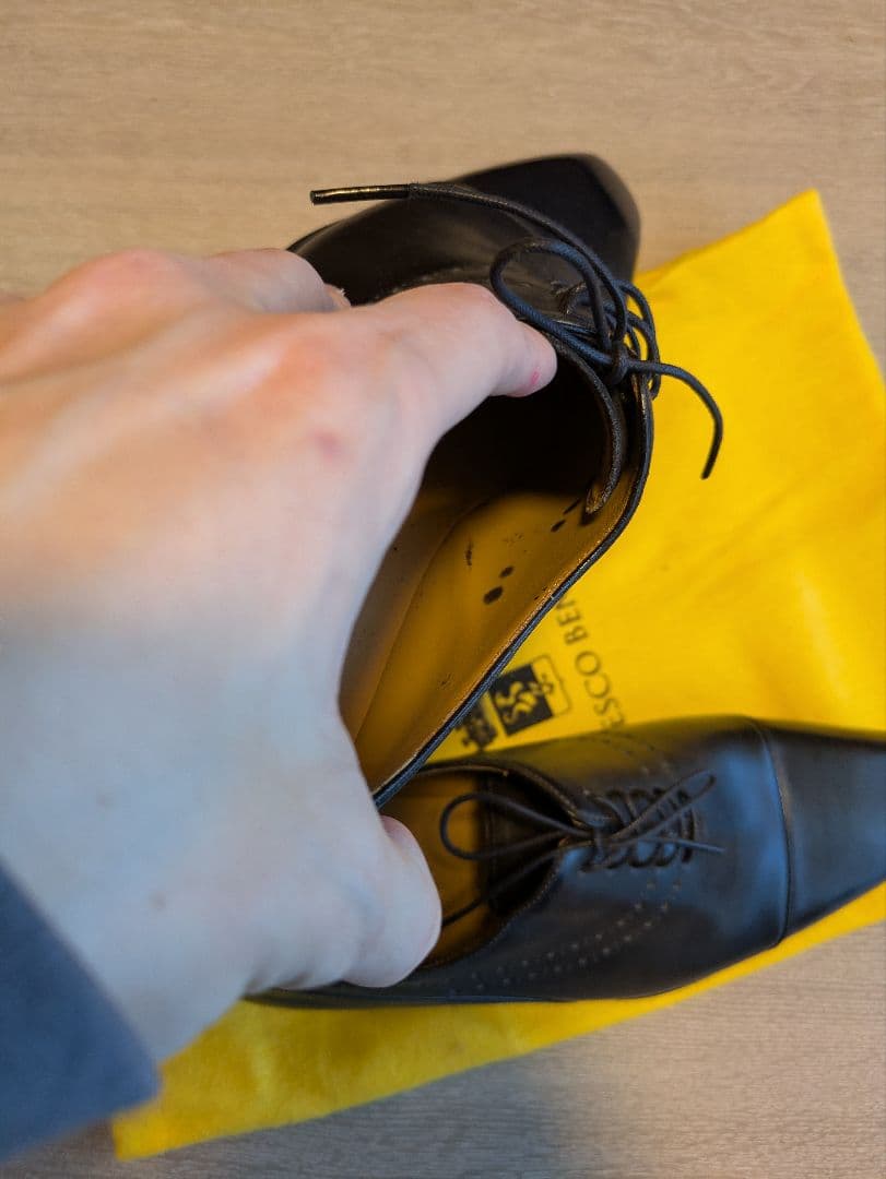 Francesco Benigno ブラックドレスシューズ