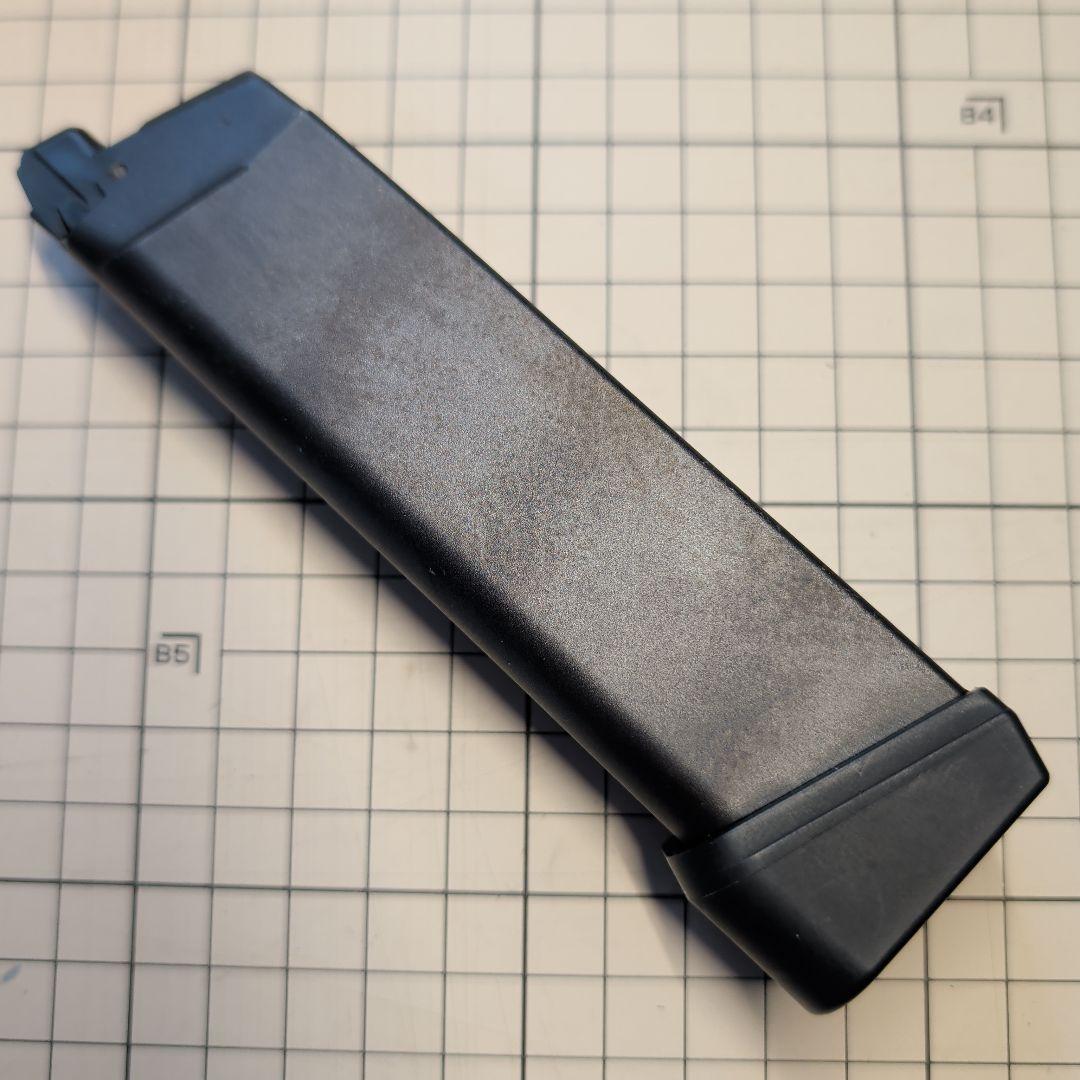 東京マルイ　GLOCK　G17カスタム　フラット・ダークアース