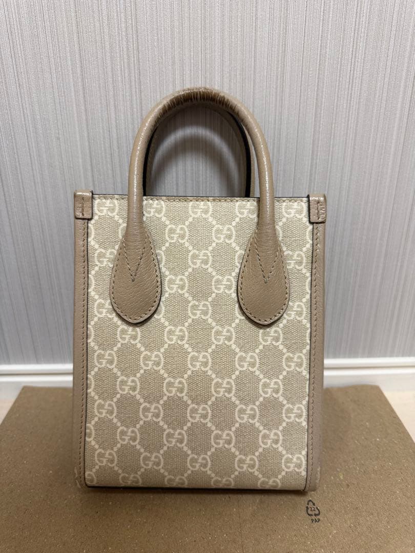 【本日値下げ中】GUCCI インターロッキングGミニトートバッグ　671623