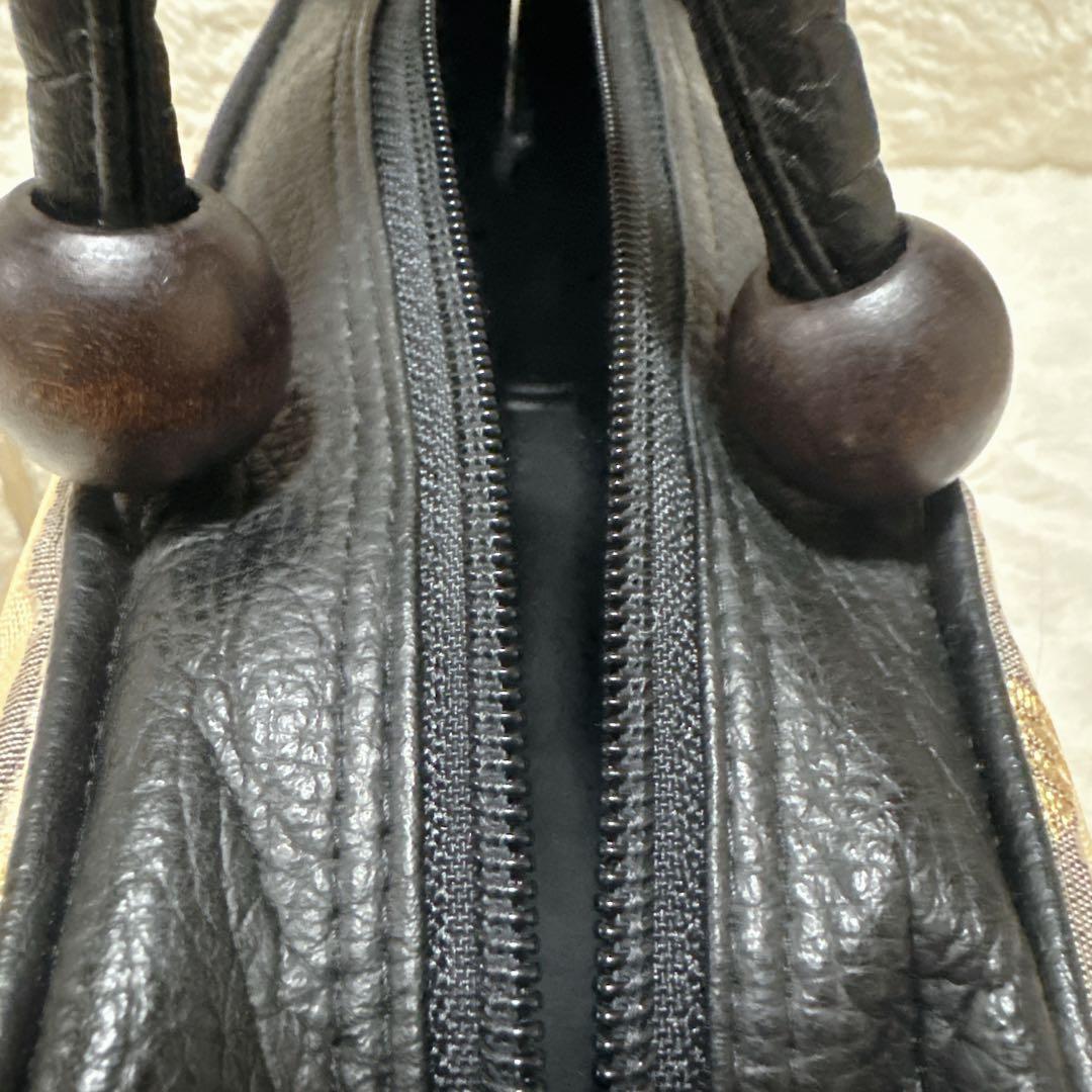 【美品】利休　和装用バッグ ストライプ模様 木製ワンポイント