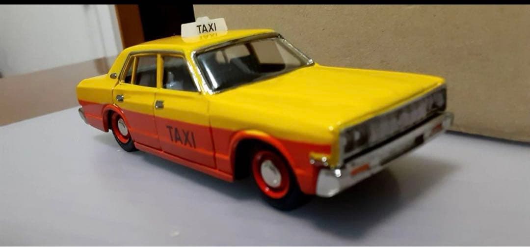 アンチモニー　トヨタ　クラウン　MS80 タクシー　カタログモデル　1/43