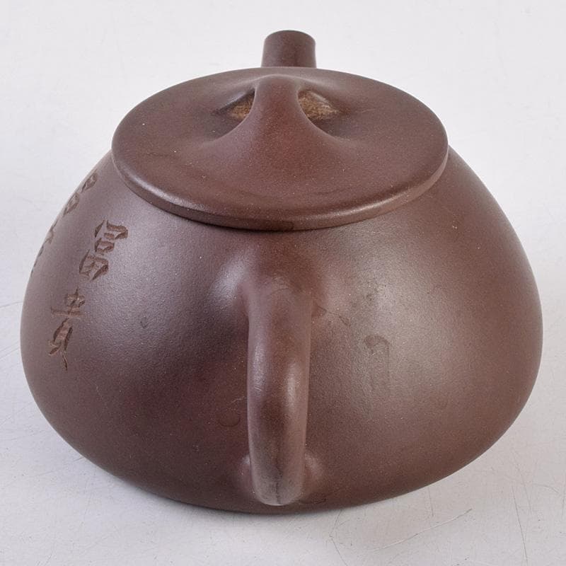 中国　寅春銘　紫砂　朱泥　漢詩刻　急須　茶壷　M　R8982