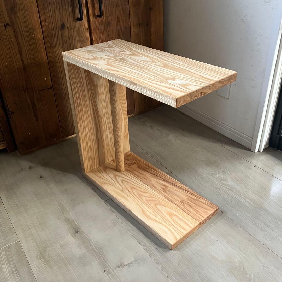 ホワイトアッシュ無垢材　コの字　サイドテーブル　ハンドメイド
