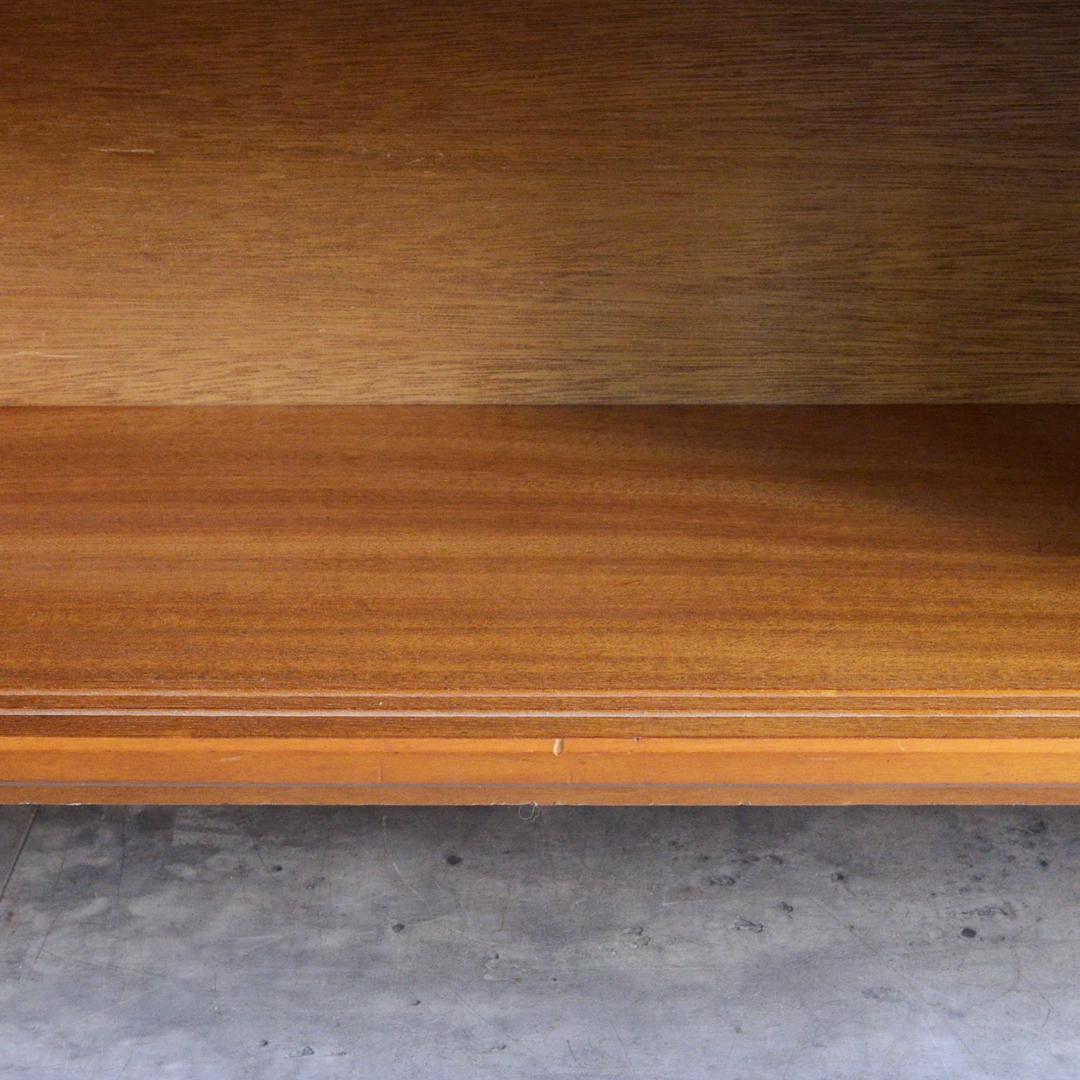 イギリスヴィンテージ ガラスキャビネット サイドボード ショーケース 飾り棚