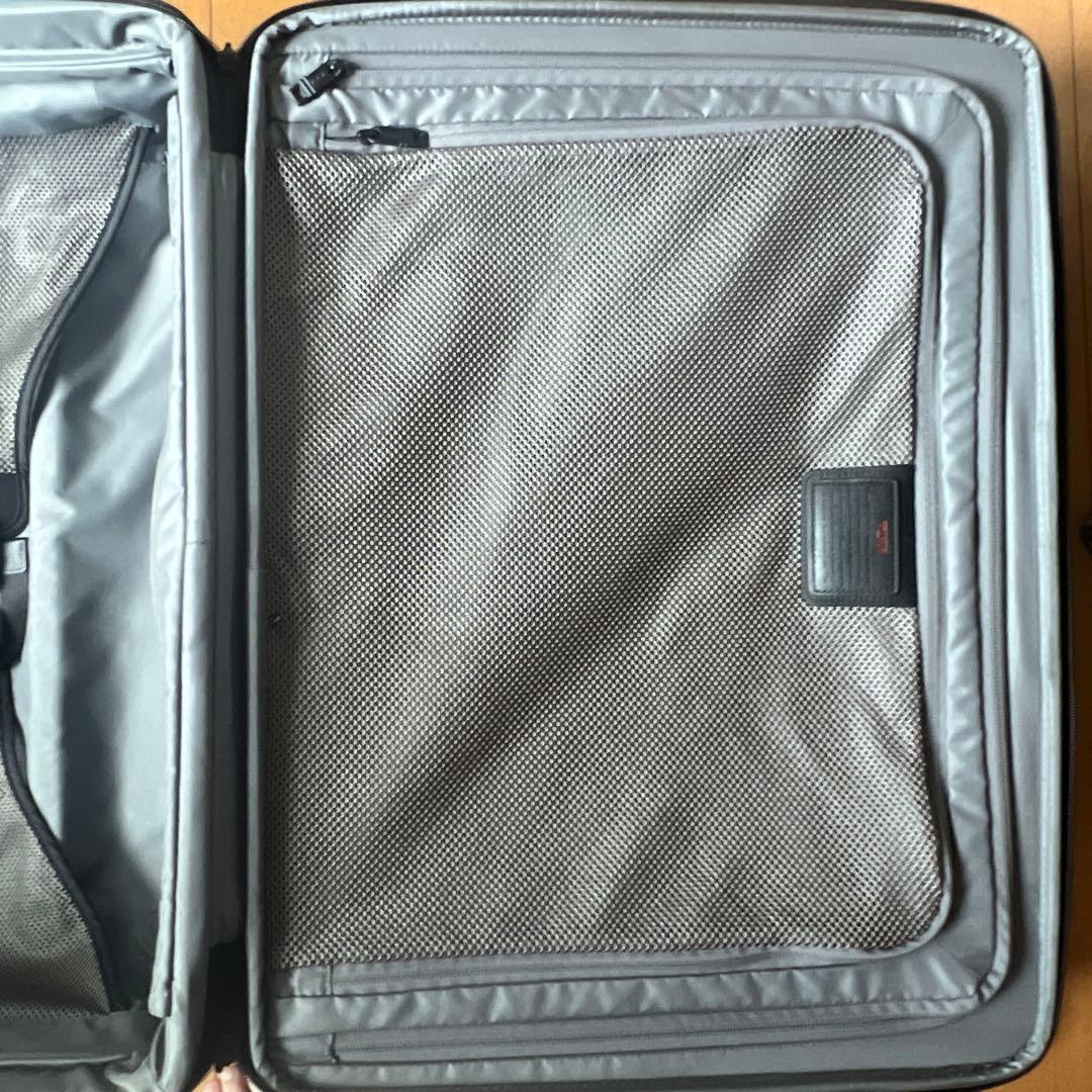 美品 83L 拡張フロントオープン　キャリーケース　ブラック 022564D2