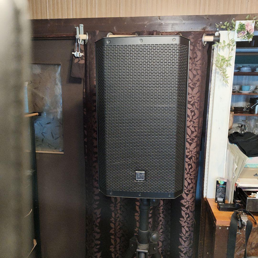 ElectroボイスZLX12Pパワードスピーカー中古品マイクと3脚付き