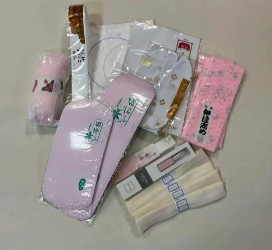 シックなくすみ系グレーの椿と牡丹の振袖フルセット