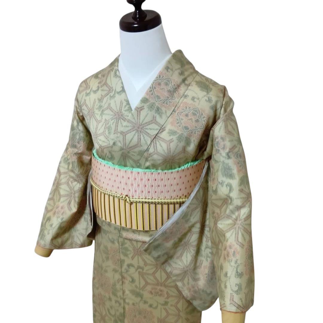 未使用近い　美品　袷　正絹　大島紬系　紬　白紬　小紋　フルセット