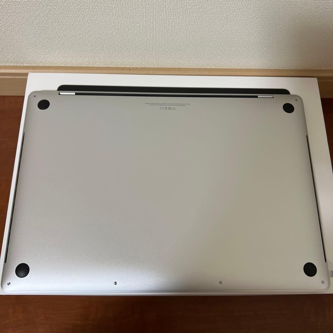 Apple MacBook Pro(16インチ, 2019)16GB/512GB