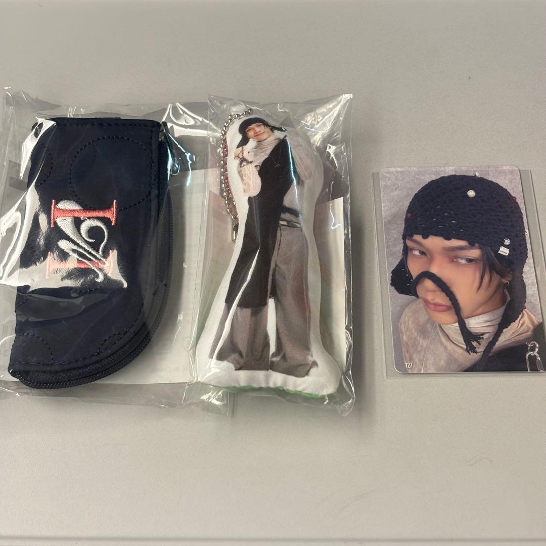 INI popup クッションキーホルダー リップケース　127 池﨑理人