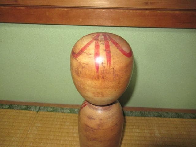 ◆極希少 美品 1950年代作！『小椋久太郎』秋田木地山こけし 梅花模様前垂れ