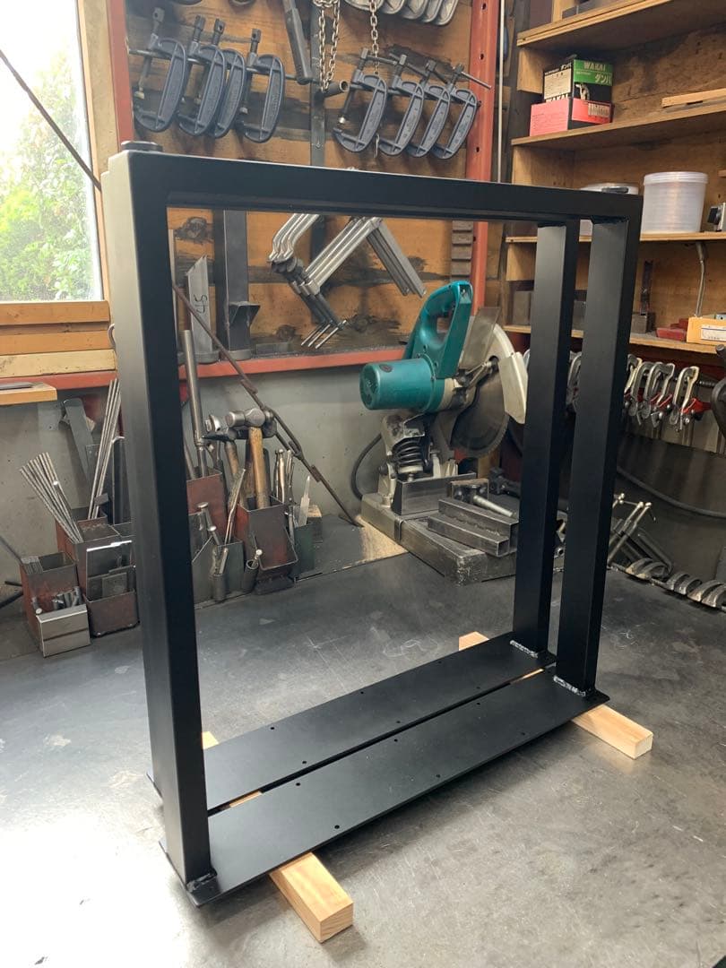 ハリボーオーダー制作 鉄脚 シェルフ アイアンレッグ TVボード 什器