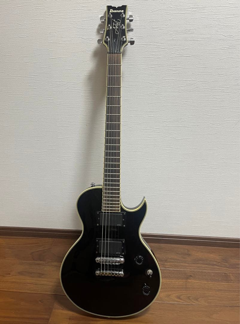 [まる]Ibanez アイバニーズ ARZ700 EMG60/81