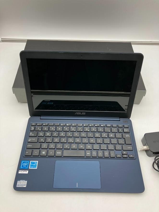 ASUS ノートパソコン ACアダプター付き