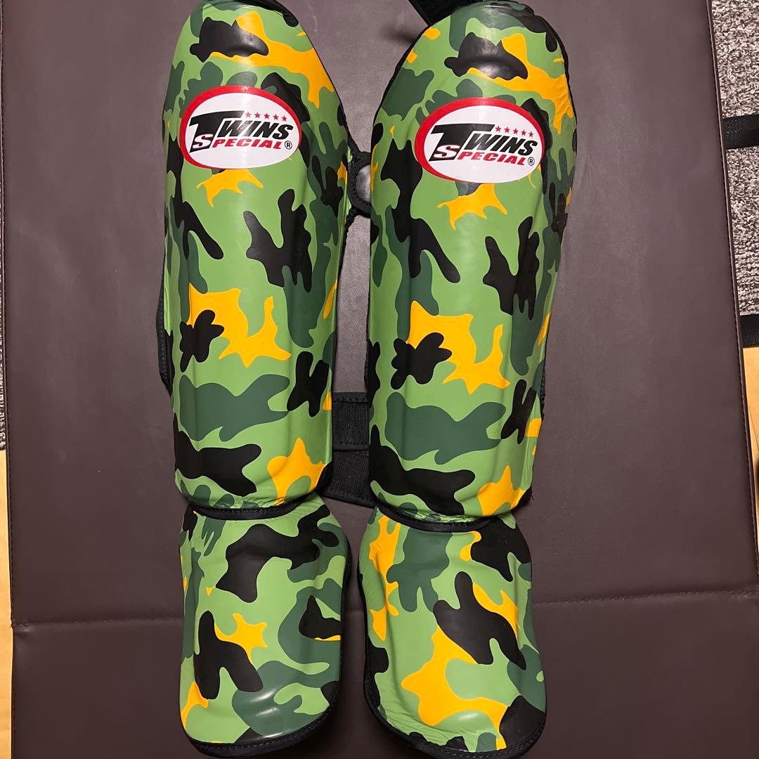 TWINS SPECIAL 膝プロテクター カモフラージュ L/R