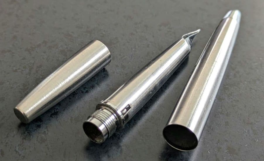 昭和レトロ　パイロット　ペン先一体型　万年筆　H474