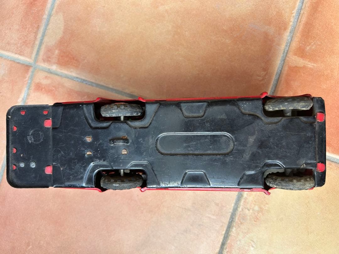 【匿名配送】ブリキ製玩具　クルマ　動物バス　アニマルバス　レトロポップ