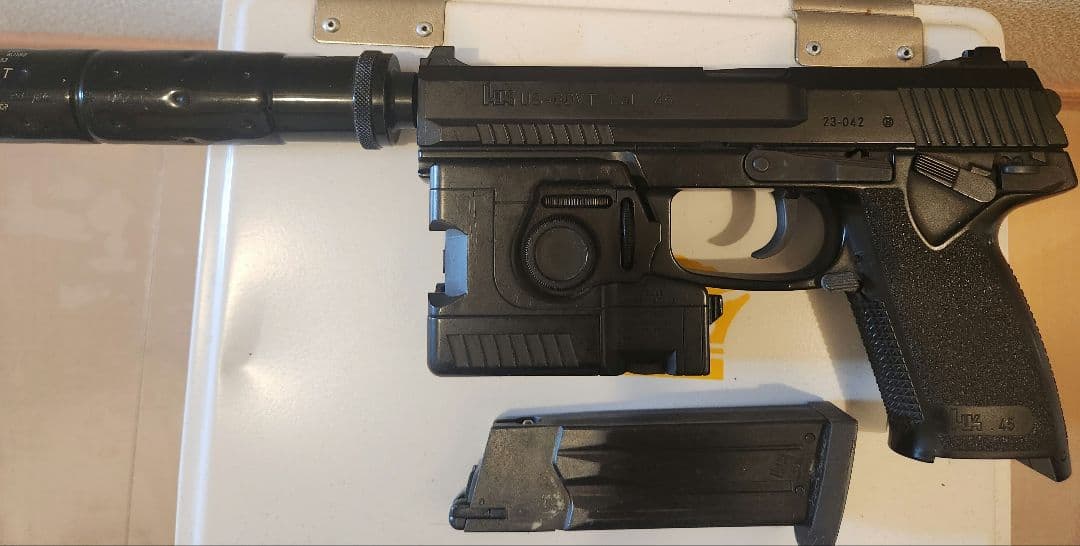 東京マルイ　SOCOM Mk23 フルセット