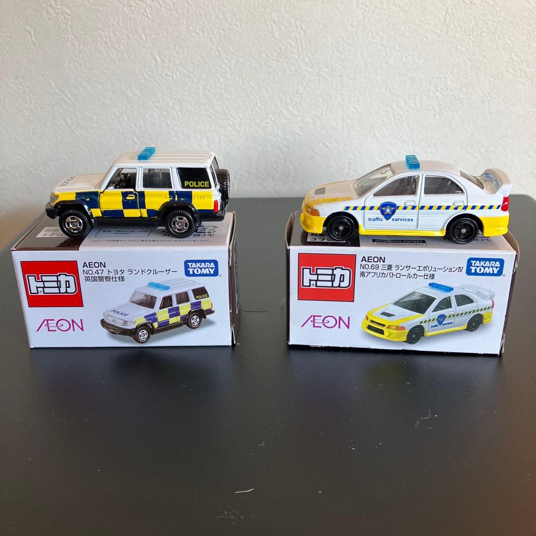24台　警察車両トミカ