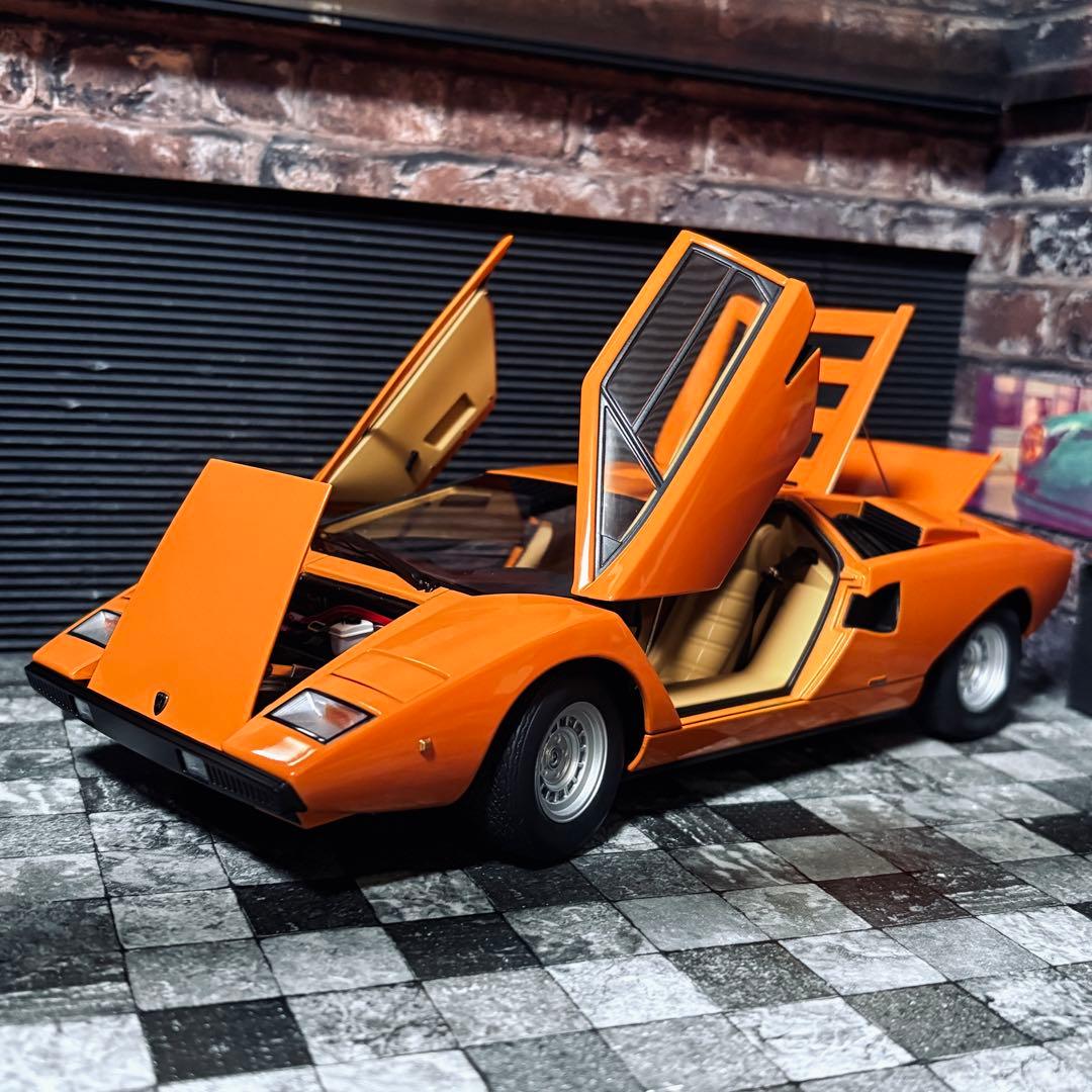 1/18 AUTOart ランボルギーニ カウンタック LP400