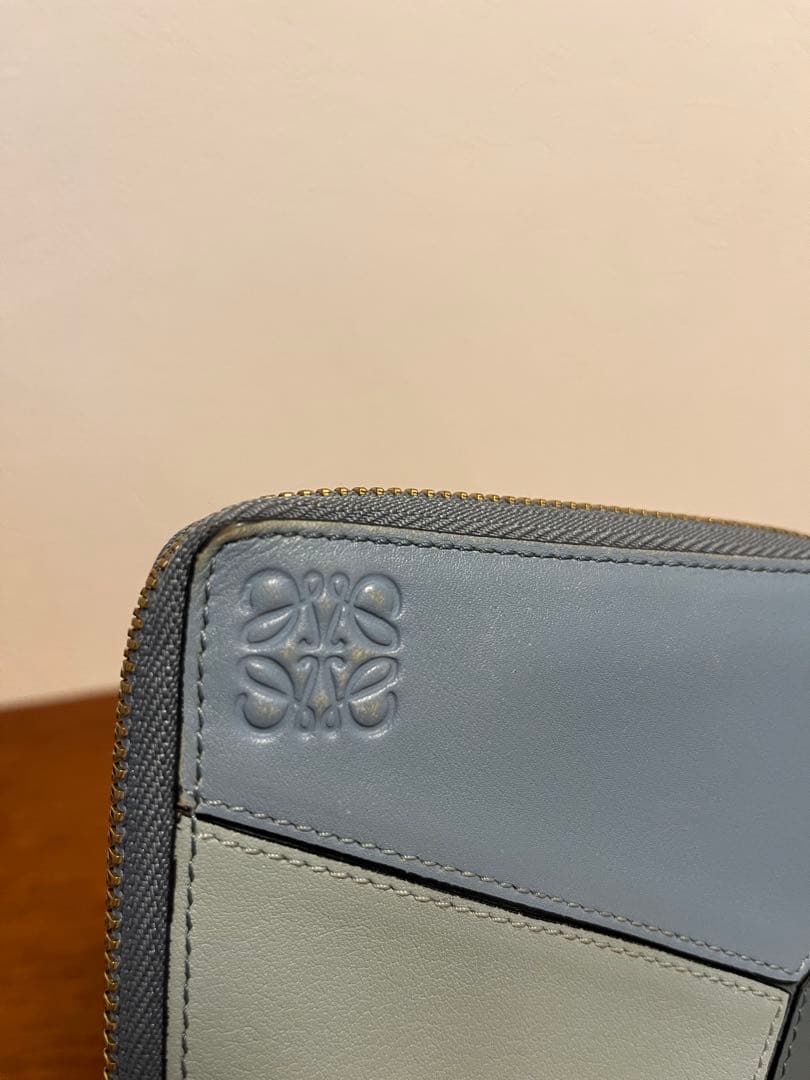 [miku(’-’*)♪ ] LOEWE 二つ折り財布