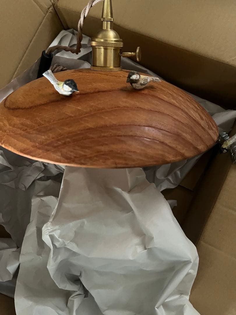 作家　 木製ペンダントライト 小鳥の装飾　工房はーべすと　鳥