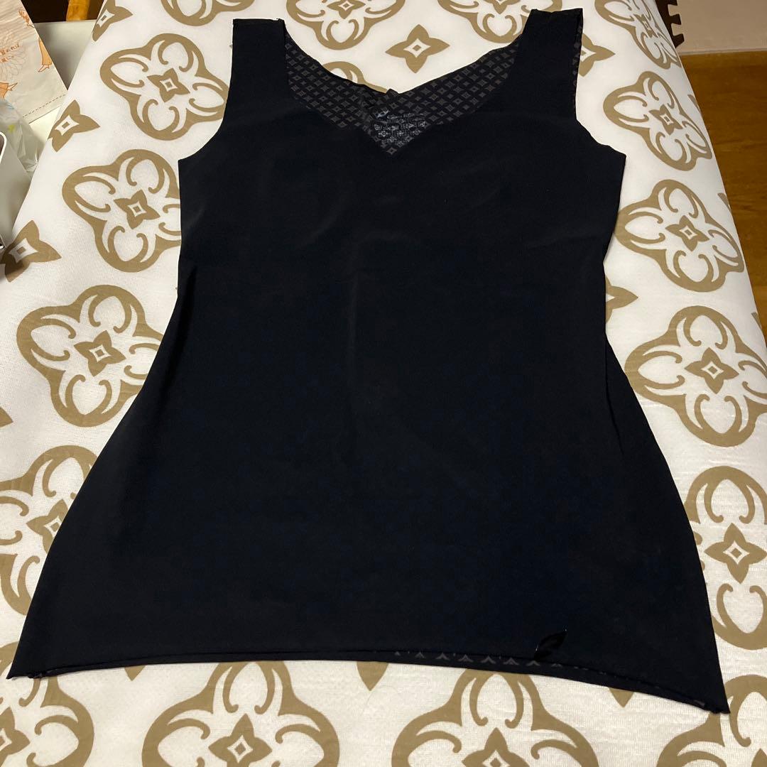 グラントイーワンズ　ホルミータンクトップ