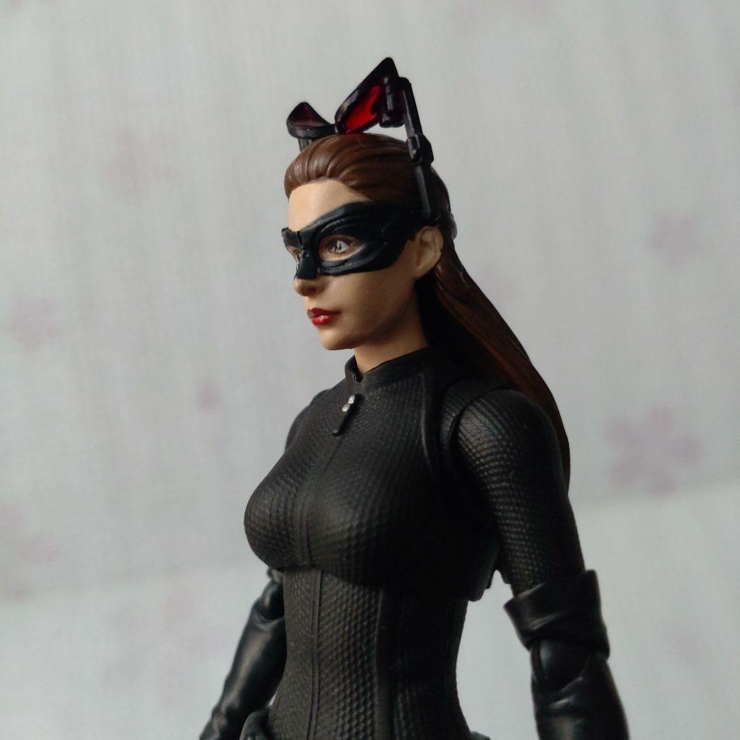S.Hフィギュアーツ　キャットウーマン