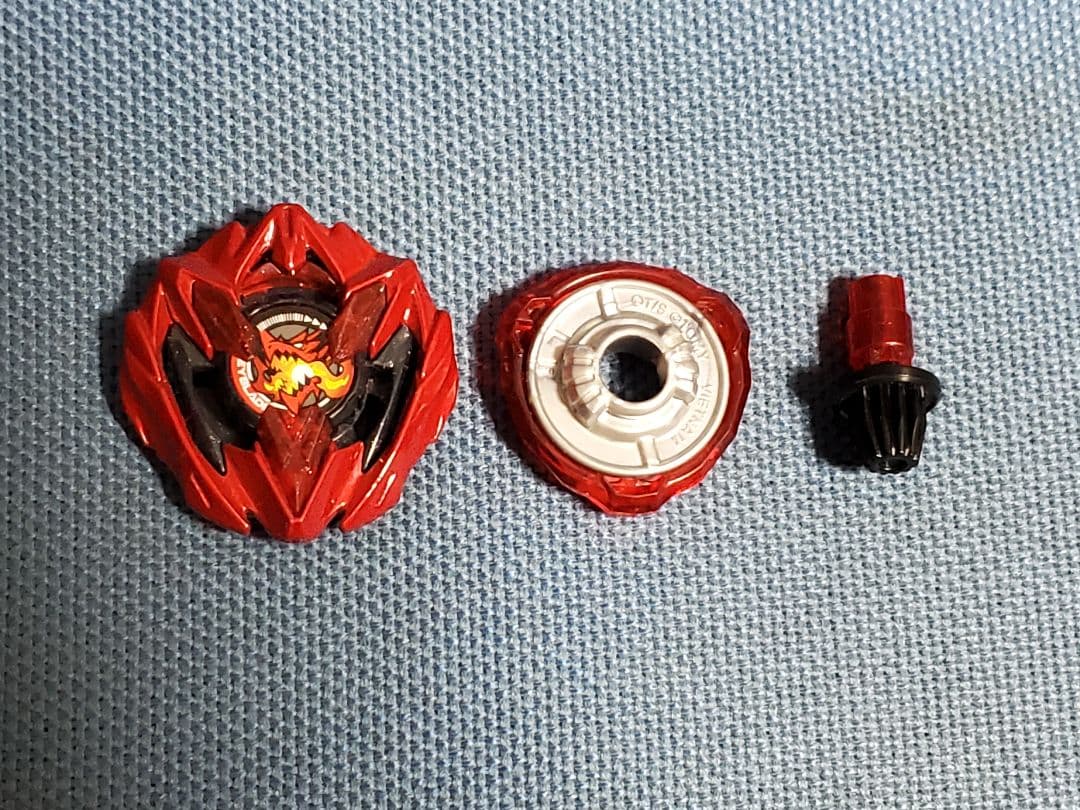 ドランバスター　メタルコートレッド3ー60GA　ベイブレードX