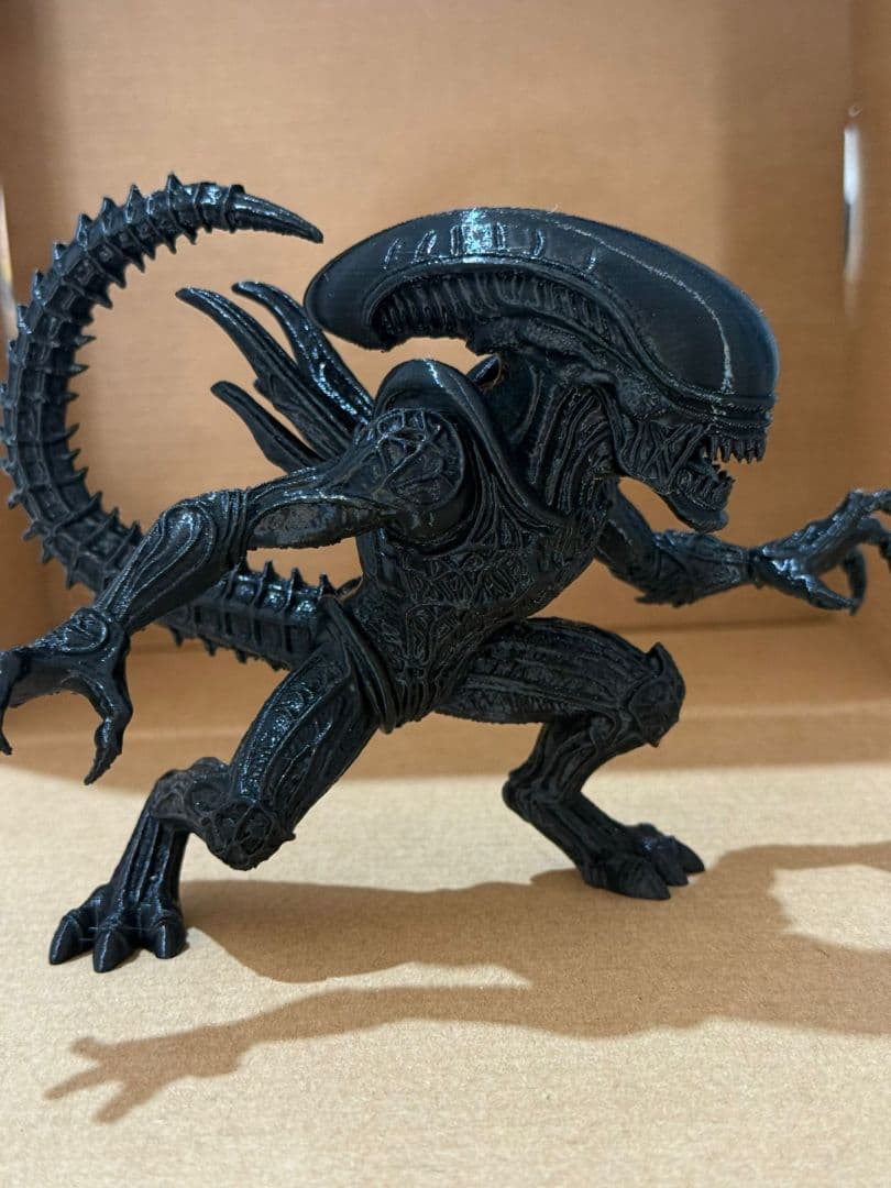エイリアンフィギュア ブラック 約11.4cm