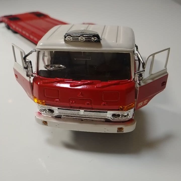 まる　ダイヤペットT-95 三菱ふそう 重機積載トレーラー