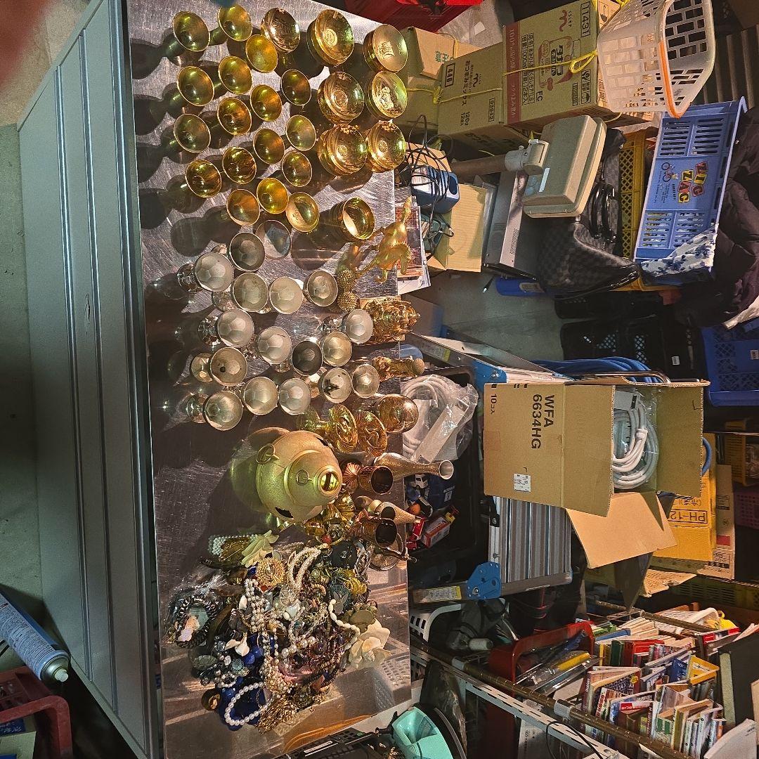 大量まとめ12.3キロ　金杯・銀杯・アクセサリーなど